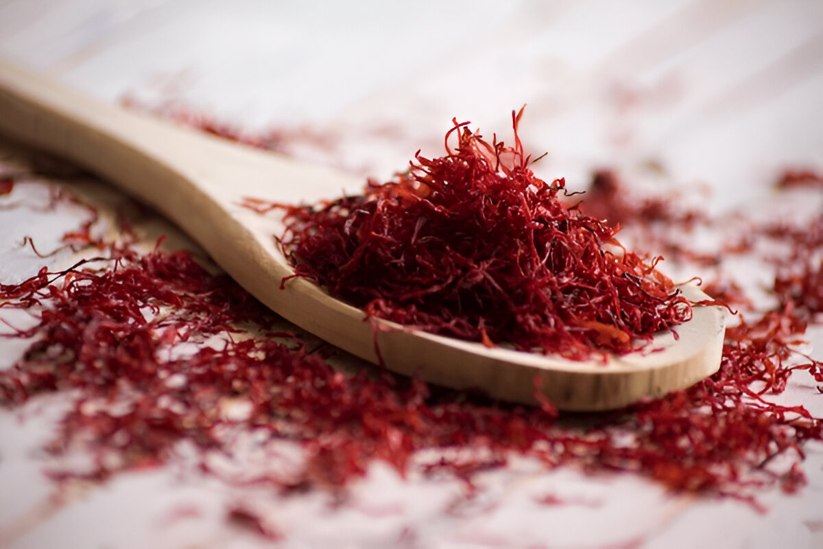 Safflower vs Saffron: What Sets Them Apart?